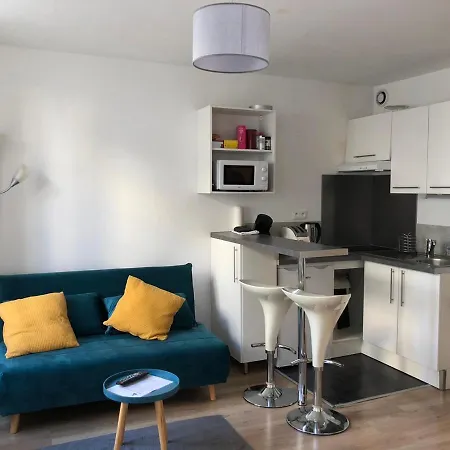 Chaleureux Appartement En Centre Ville De Poitiers Exterior photo