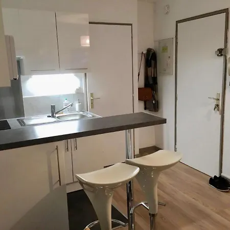 Chaleureux Appartement En Centre Ville De Poitiers Exterior photo